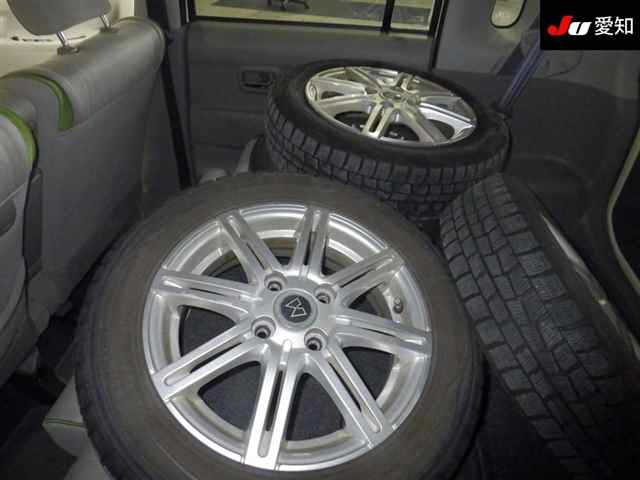 TOYOTA PIXIS SPACE 2016