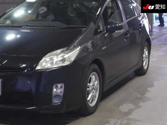 TOYOTA PRIUS 2010