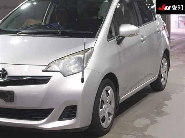 TOYOTA RACTIS 2012