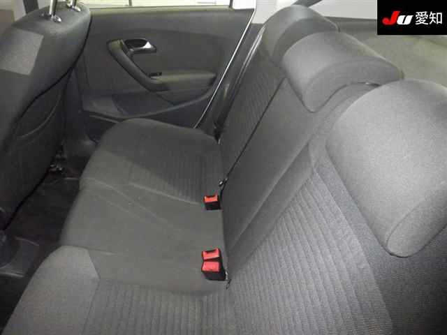 VOLKSWAGEN POLO 2014