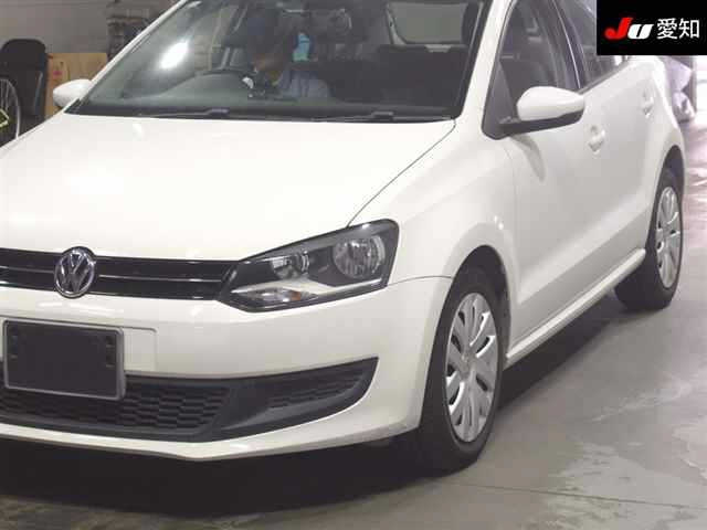 VOLKSWAGEN POLO 2014