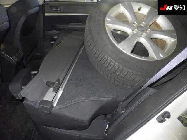 SUBARU LEGACY OUTBACK 2012