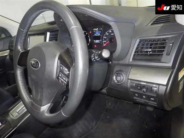 SUBARU LEGACY OUTBACK 2012