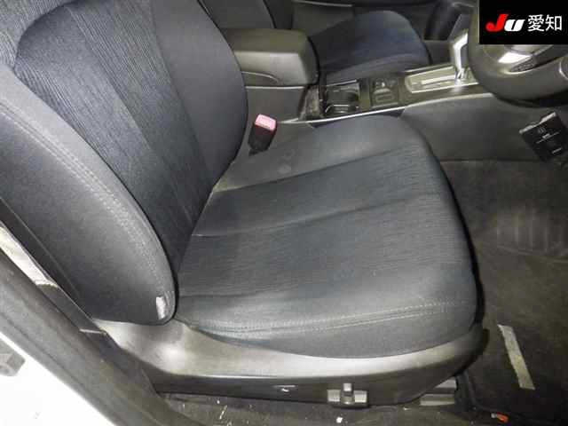 SUBARU LEGACY OUTBACK 2012