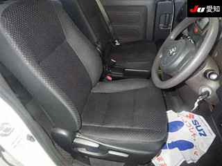 TOYOTA PORTE 2012