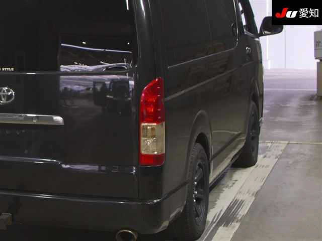 TOYOTA HIACE 2008