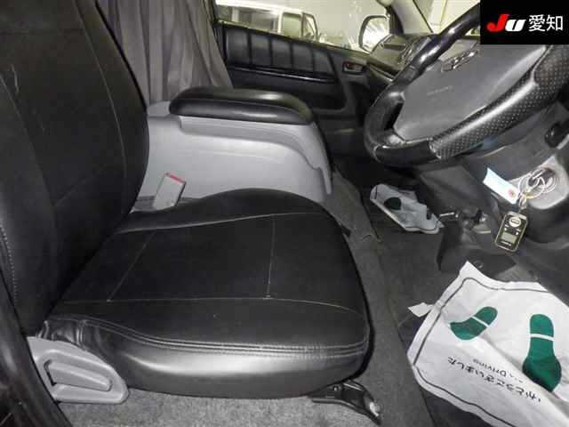 TOYOTA HIACE 2008