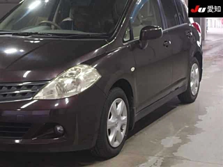 NISSAN TIIDA 2011