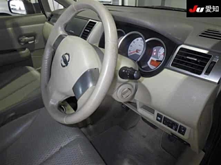 NISSAN TIIDA 2011