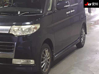 DAIHATSU TANTO 2009