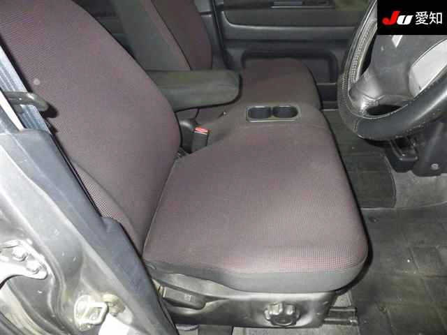 MITSUBISHI TOPPO 2010