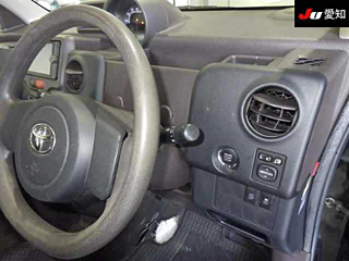 TOYOTA SPADE 2012