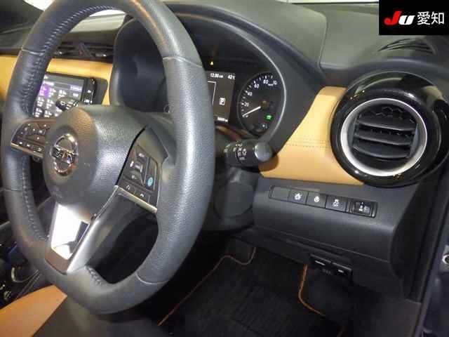 NISSAN KIX 2021