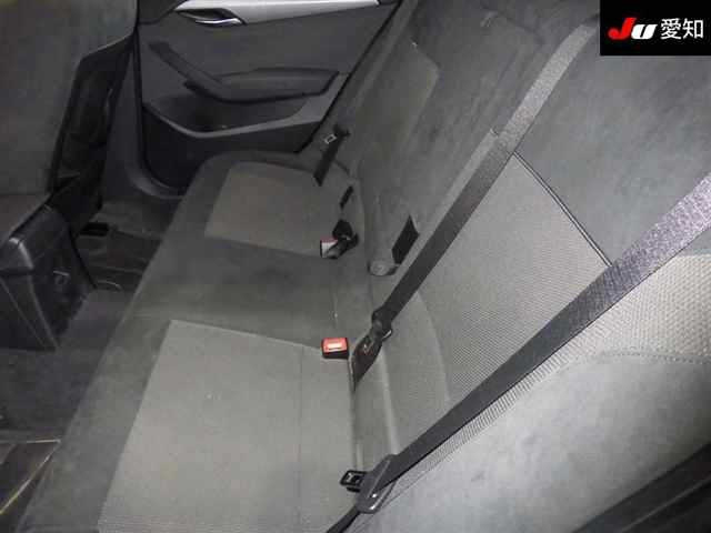 BMW X1 2011