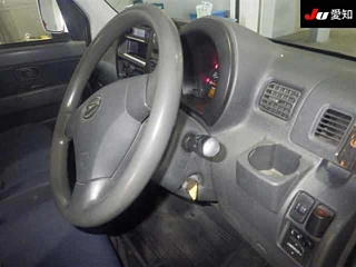 DAIHATSU HIJET VAN 2011