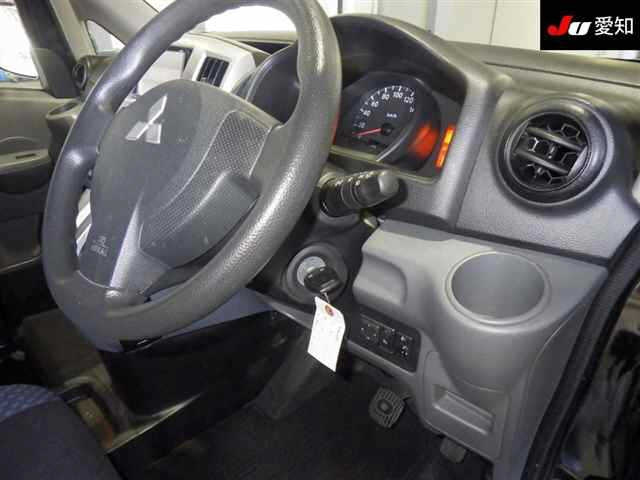 MITSUBISHI DELICA D3 2013