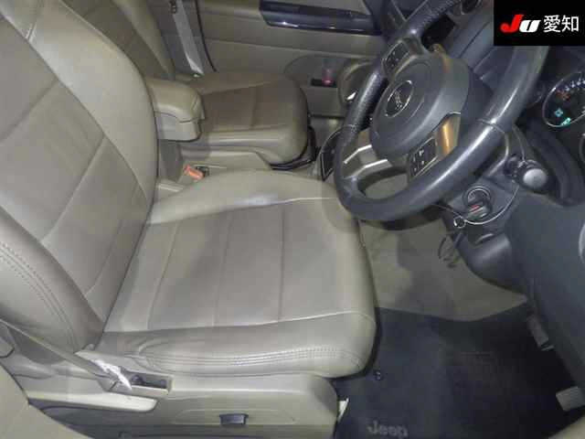 CHRYSLER JEEP PATRIOT 2012