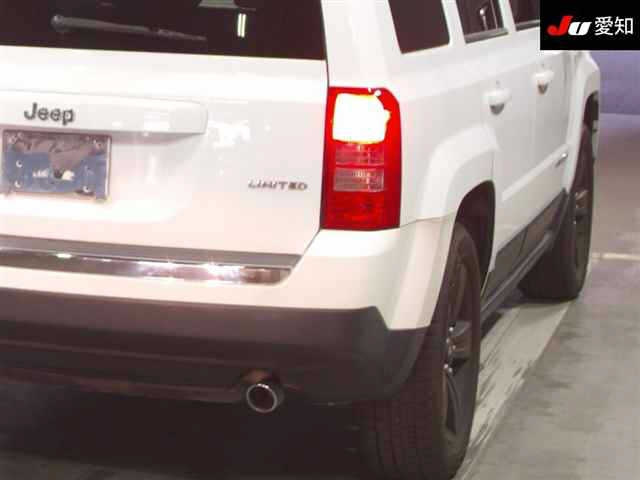 CHRYSLER JEEP PATRIOT 2012