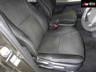 TOYOTA WISH 2011