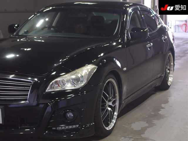 NISSAN FUGA 2009