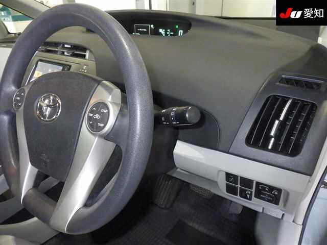 TOYOTA PRIUS PHV 2012