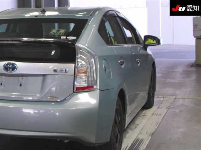 TOYOTA PRIUS PHV 2012