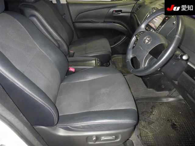 TOYOTA ESTIMA 2014