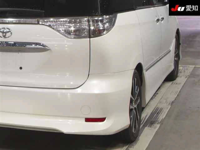 TOYOTA ESTIMA 2014