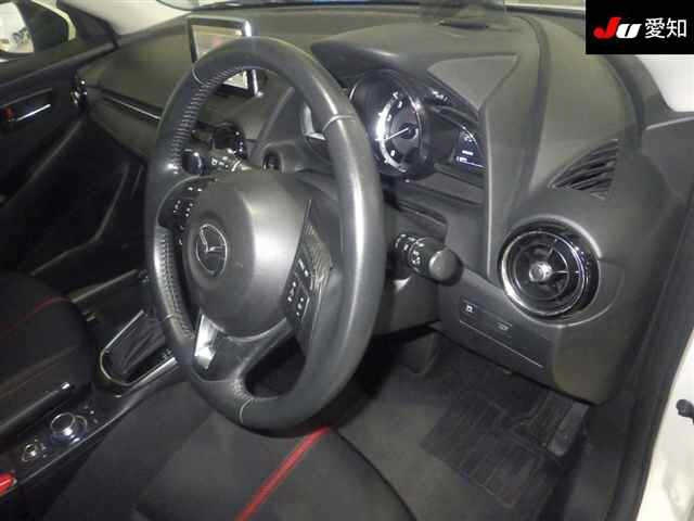 MAZDA DEMIO 2015