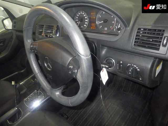 MERCEDES BENZ A CLASS 2010