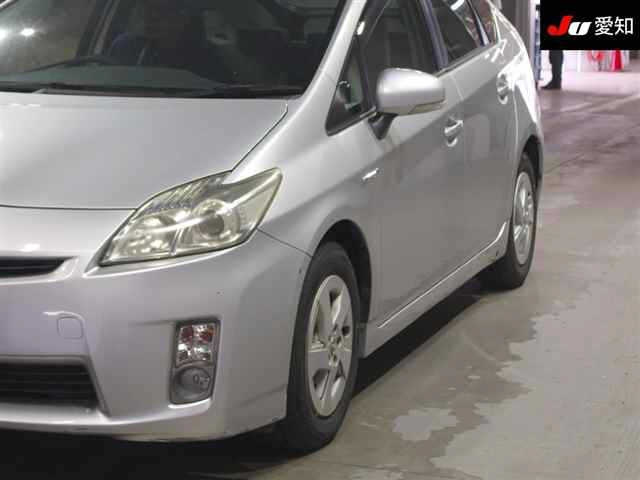 TOYOTA PRIUS 2010