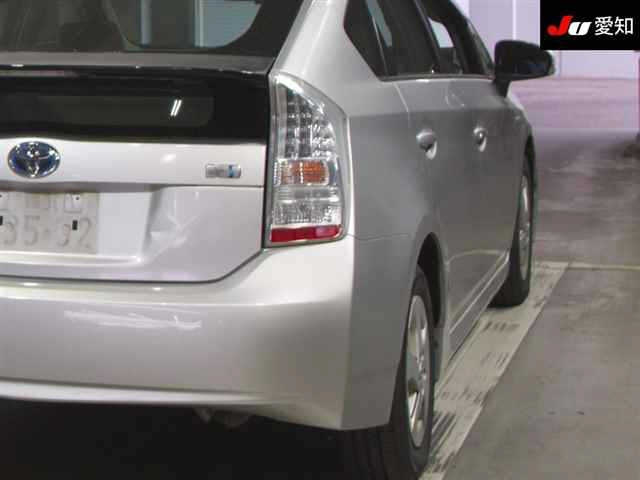 TOYOTA PRIUS 2010
