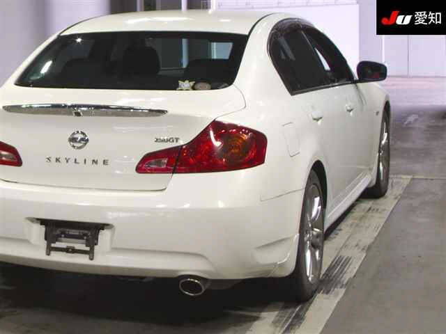 NISSAN SKYLINE 2009