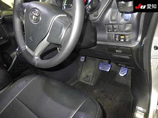 TOYOTA VOXY 2016