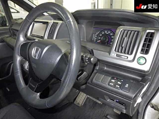 HONDA STEP WAGON 2011