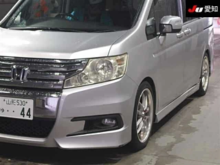 HONDA STEP WAGON 2011
