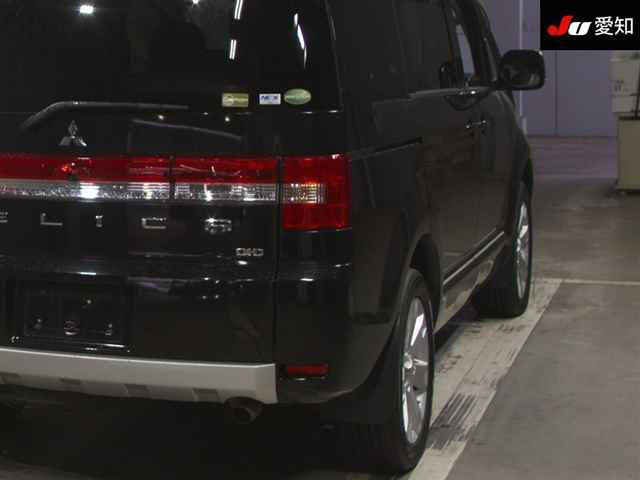 MITSUBISHI DELICA D5 2016