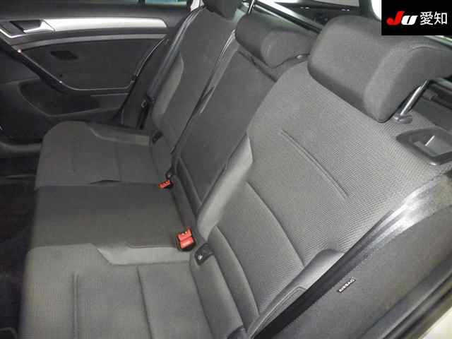 VOLKSWAGEN GOLF VARIANT 2016