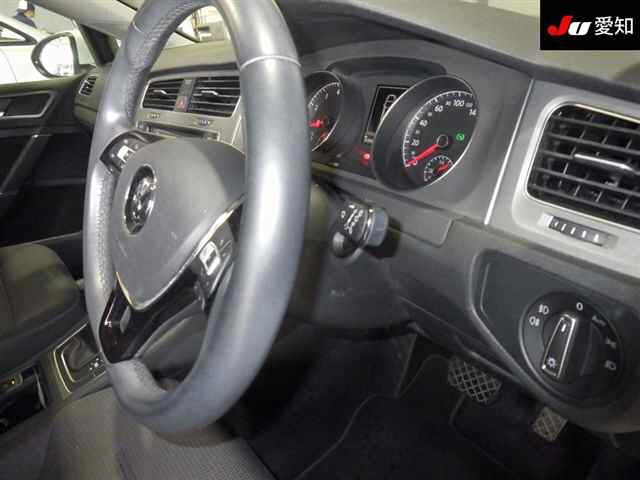 VOLKSWAGEN GOLF VARIANT 2016