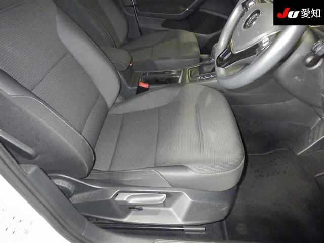 VOLKSWAGEN GOLF VARIANT 2016