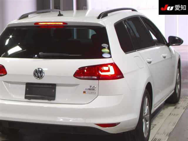 VOLKSWAGEN GOLF VARIANT 2016