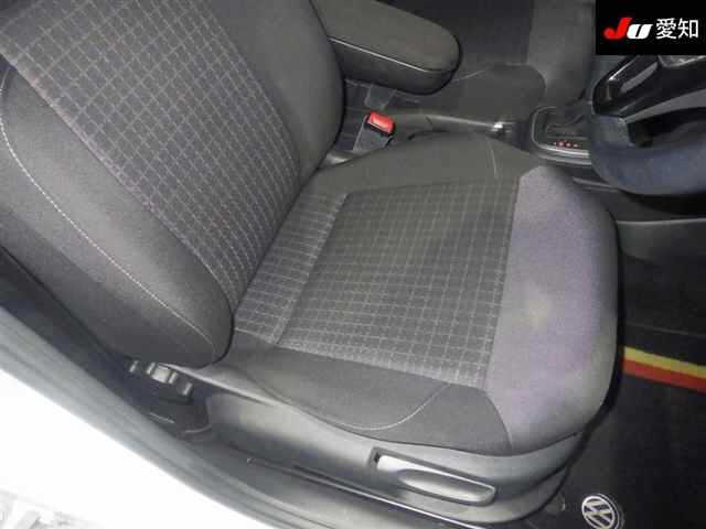 VOLKSWAGEN POLO 2017