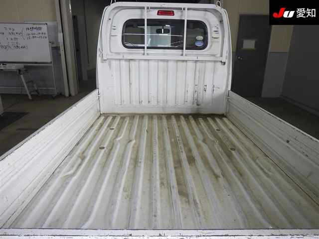 MITSUBISHI MINICAB TRUCK 2009
