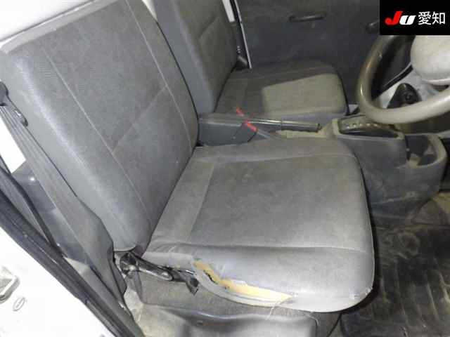MITSUBISHI MINICAB TRUCK 2009