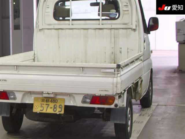 MITSUBISHI MINICAB TRUCK 2009