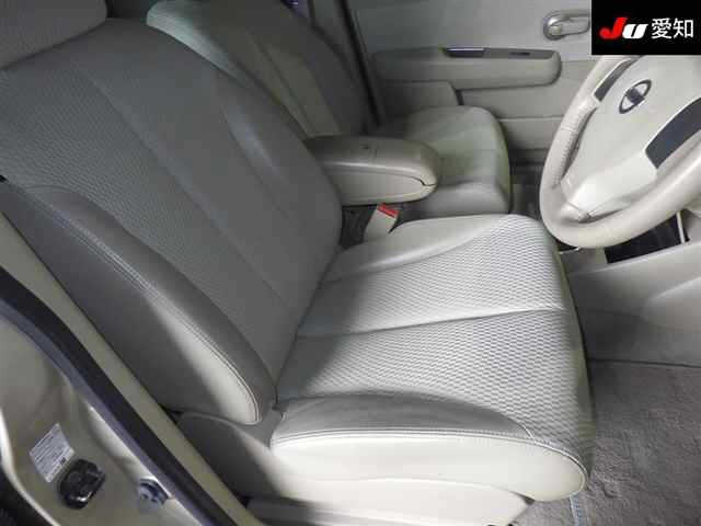 NISSAN TIIDA 2012