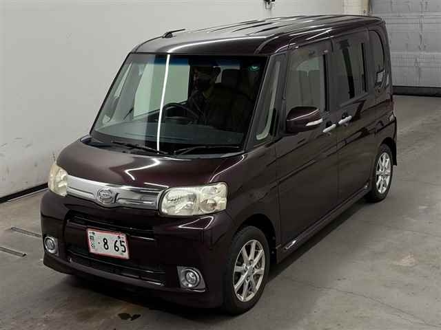 DAIHATSU TANTO 2013