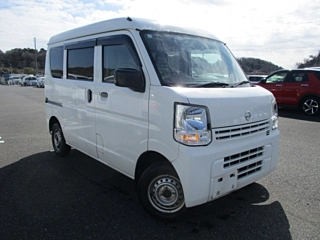 NISSAN CLIPPER VAN
