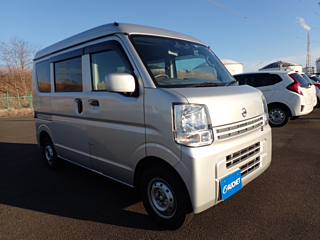 NISSAN CLIPPER VAN