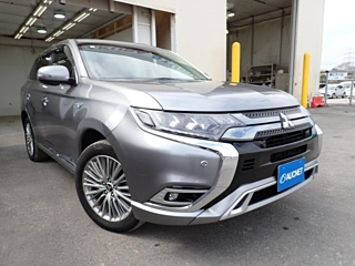 MITSUBISHI OUTLANDER PHEV